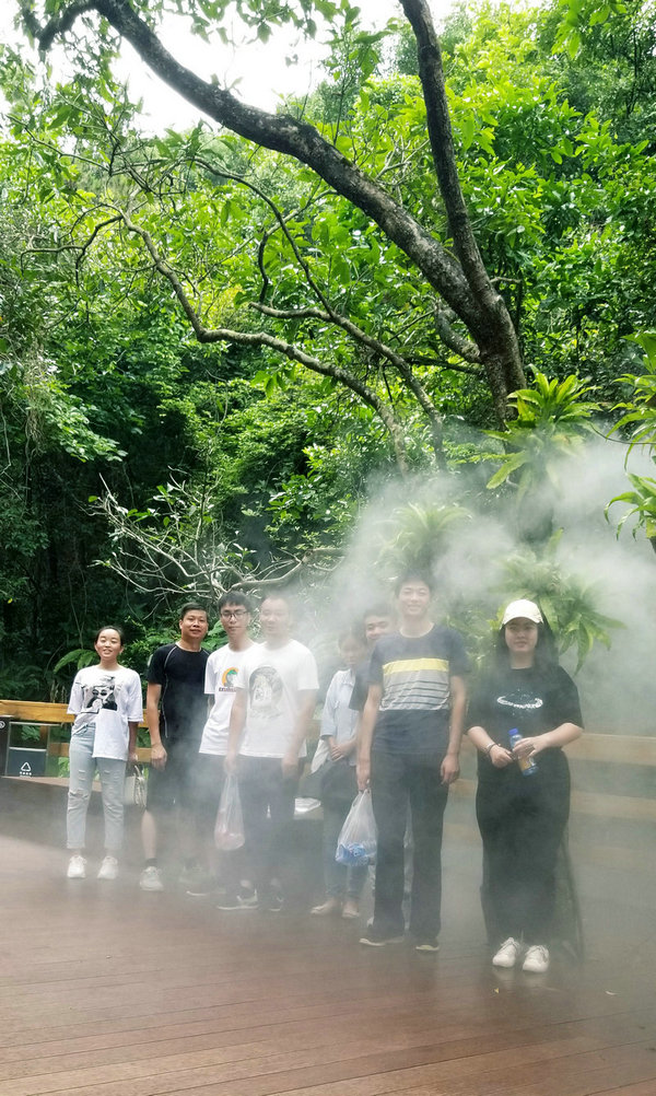 越是前進(jìn)，風(fēng)景越是迷人